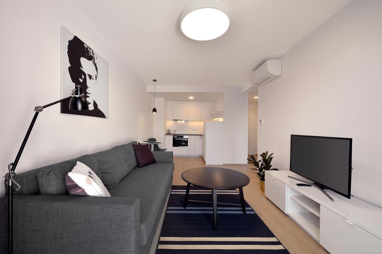 Smart & Living By Ambiente * 布拉迪斯拉发