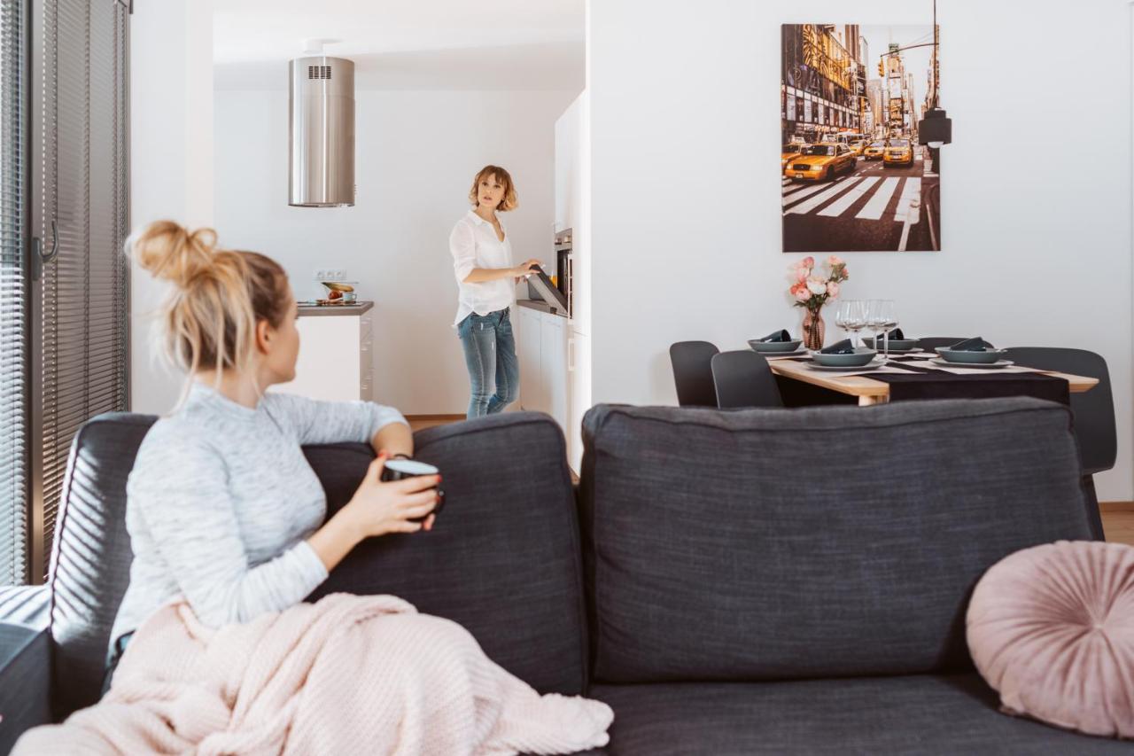 Smart & Living By Ambiente * 布拉迪斯拉发